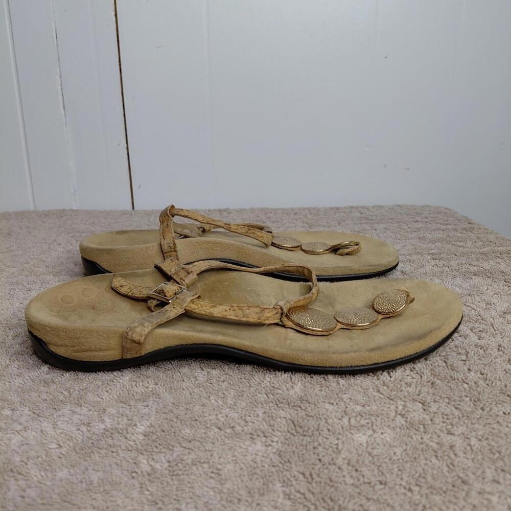 Vionic Shoes Womens 7 Rest Lizbeth Medallion Sandals T Strap Comfort Tan